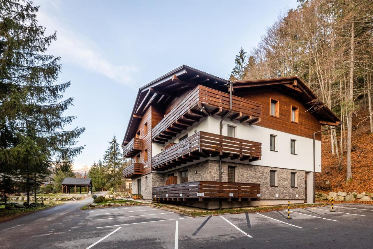 Lucnica Apartments Tale Exterior foto